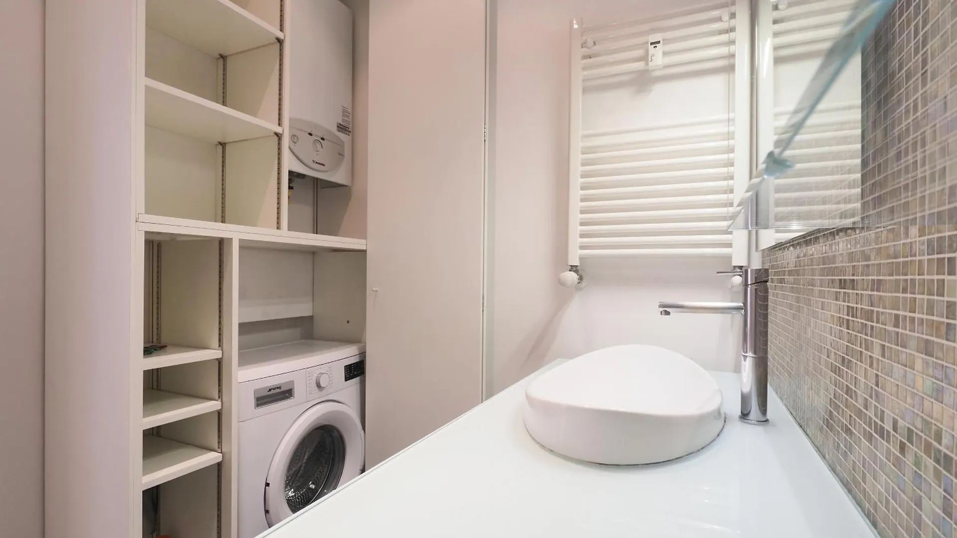 Bright Apartment In Porta Romana - Vannucci Милан