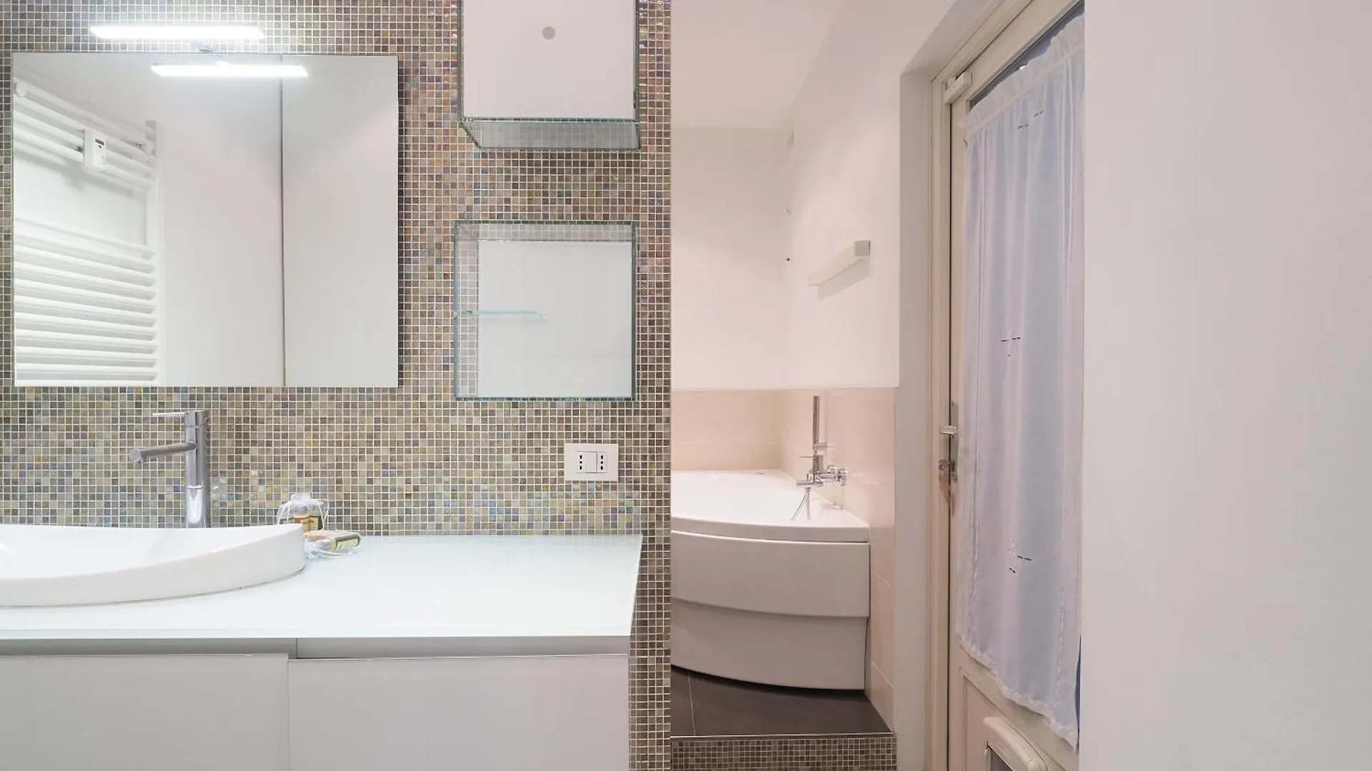 Bright Apartment In Porta Romana - Vannucci Милан